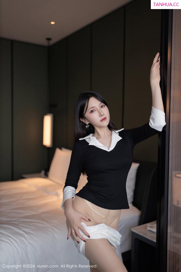 鱼子酱fish  [XiuRen]高清写真图 2024.08.23 No.9063 鱼子酱Fish 轻透内衣第33张图片